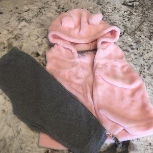 10/$30 Vest and leggings set